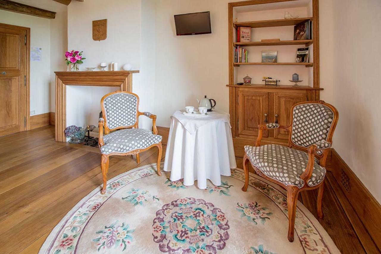 Bed and Breakfast Les Goubelins La Lande-d'Airou Екстер'єр фото